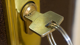 change locks brentwood